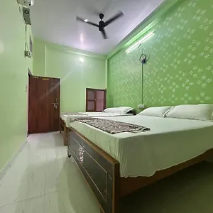 Sri Kashi Guest house